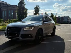 Grau Gebraucht 2016 Audi SQ5 Competition SUV | 26.100 € (Etwas zu teuer)