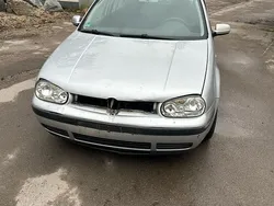 Silber Gebraucht 2003 VW Golf IV Limousine | 400 € (Superpreis)