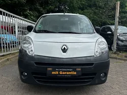Weiß Gebraucht 2009 Renault Kangoo Expression Van / Kleinbus | 2.999 € (Fairer Preis)
