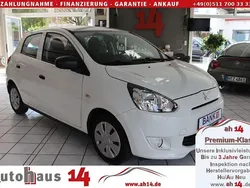 Weiß Gebraucht 2015 Mitsubishi Space Star Limousine | 5.950 € (Etwas zu teuer)