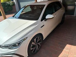 Weiß Gebraucht 2024 VW Golf VIII R-line Limousine | 29.000 € (Superpreis)