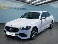 Weiß Gebraucht 2022 Mercedes C180 Limousine | 30.099 € (Fairer Preis)