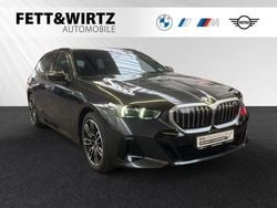 Sophistograu brillanteffekt Gebraucht 2024 BMW 520 M Sport Kombi | 49.300 € (Guter Preis)