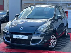 Grau Gebraucht 2011 Renault Scénic III Expression Van / Kleinbus | 4.999 € (Fairer Preis)