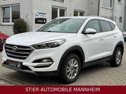Weiß Gebraucht 2016 Hyundai Tucson Intro Edition SUV | 14.950 € (Fairer Preis)