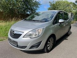 Silber Gebraucht 2011 Opel Meriva Edition Van / Kleinbus | 4.980 € (Guter Preis)