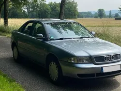 Grau Gebraucht 1997 Audi A4 Limousine | 500 € (Superpreis)