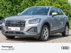 Silber Gebraucht 2023 Audi Q2 Comfort SUV | 22.480 € (Guter Preis)