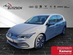 Mondsteingrau Gebraucht 2024 VW Golf VIII Move Limousine | 24.290 €
