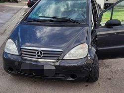Schwarz Gebraucht 2000 Mercedes A140 Classic Kleinwagen | 899 € (Superpreis)