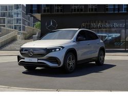 Digitalweiß Gebraucht 2021 Mercedes EQA250 AMG SUV | 32.990 € (Etwas zu teuer)