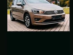 Grau Gebraucht 2017 VW Golf Sportsvan Van / Kleinbus | 15.900 € (Guter Preis)