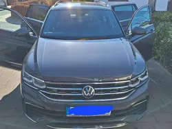 Grau Gebraucht 2021 VW Tiguan R-line SUV | 33.900 € (Fairer Preis)
