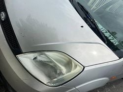 Silber Gebraucht 2002 Ford Fiesta Kleinwagen | 400 € (Superpreis)