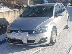 Grau Gebraucht 2015 VW Golf Trendline Limousine | 9.890 € (Guter Preis)