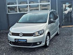 Silver leaf metallic Gebraucht 2011 VW Touran Style Van / Kleinbus | 9.700 € (Teuer)