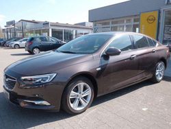 Braun Gebraucht 2018 Opel Insignia Innovation Limousine | 18.490 € (Etwas zu teuer)