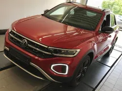 Rot Gebraucht 2024 VW T-Roc Style SUV | 30.730 € (Teuer)