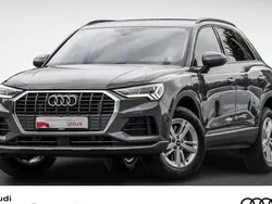 Grau Gebraucht 2022 Audi Q3 Comfort SUV | 29.041 € (Guter Preis)