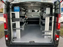 Silber Gebraucht 2021 Renault Trafic Van | 19.990 € (Fairer Preis)