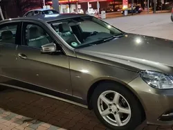 Grau Gebraucht 2011 Mercedes E300 Avantgarde Limousine | 9.900 € (Guter Preis)