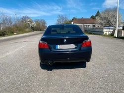 Blau Gebraucht 2005 BMW 540 M Sport Limousine | 8.399 €