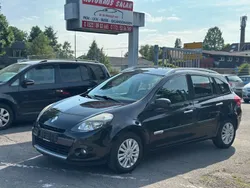 Schwarz Gebraucht 2011 Renault Clio II Dynamique Limousine | 2.700 € (Fairer Preis)