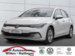 Weiß Gebraucht 2022 VW Golf Life Limousine | 17.912 € (Guter Preis)