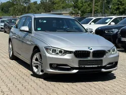 Silber Gebraucht 2014 BMW 320 Sport Line Limousine | 8.950 € (Superpreis)