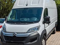 Weiß Gebraucht 2023 Citroën Jumper Van / Kleinbus | 21.300 € (Fairer Preis)