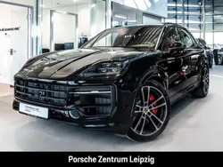 Chromitschwarzmetallic Gebraucht 2024 Porsche Cayenne S SUV | 139.800 €