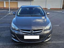 Gebraucht 2015 Opel Astra Exklusiv Limousine | 4.900 € (Superpreis)