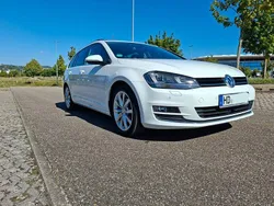 Weiß Gebraucht 2017 VW Golf VII Highline Kombi | 12.900 € (Fairer Preis)