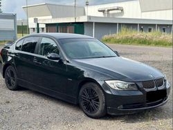 Schwarz Gebraucht 2007 BMW 325 Kleinwagen | 1.499 €