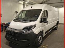 Weiß Gebraucht 2024 Peugeot Boxer Van | 27.950 € (Guter Preis)