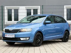 Blau Gebraucht 2013 Skoda Rapid Ambition Limousine | 6.890 € (Fairer Preis)