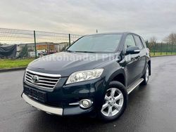 Blau Gebraucht 2011 Toyota RAV4 SUV | 11.500 € (Fairer Preis)
