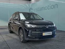 Schwarz Gebraucht 2025 VW Tiguan Pro SUV | 40.039 € (Guter Preis)
