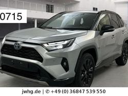 Silver metallic (1d6)/ attitud Gebraucht 2024 Toyota RAV4 Hybrid Style SUV | 38.950 € (Guter Preis)