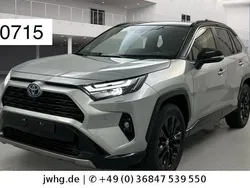Silver metallic (1d6)/ attitud Gebraucht 2024 Toyota RAV4 Hybrid Style SUV | 38.950 € (Guter Preis)