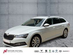 Moonweiss metallic Gebraucht 2022 Skoda Superb Style Kombi | 23.450 € (Fairer Preis)