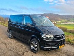 Schwarz Gebraucht 2016 VW Multivan Van | 24.999 € (Guter Preis)