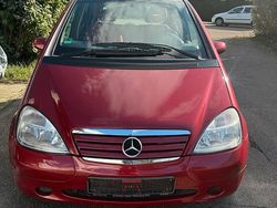 Rot Gebraucht 1998 Mercedes A160 Kleinwagen | 3.000 € (Teuer)