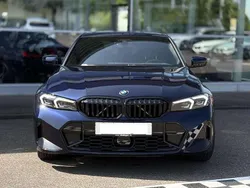Blau Gebraucht 2024 BMW 330 Comfort Edition Limousine | 45.250 € (Fairer Preis)