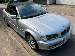 Silber Gebraucht 2000 BMW 323 Cabriolet Cabrio | 7.500 €
