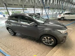 Grau Gebraucht 2017 Kia Stonic 2 SUV | 14.500 € (Fairer Preis)
