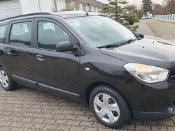 Schwarz Gebraucht 2015 Dacia Lodgy Picknick Van / Kleinbus | 3.900 € (Fairer Preis)