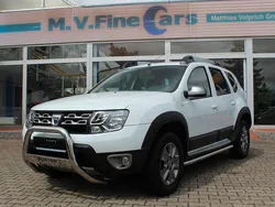 Weiß Gebraucht 2015 Dacia Duster Prestige SUV | 9.900 € (Fairer Preis)