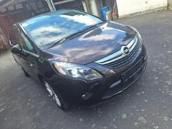 Braun Gebraucht 2011 Opel Zafira Tourer Innovation Van / Kleinbus | 6.500 € (Etwas zu teuer)