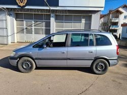 Grau Gebraucht 2003 Opel Zafira Comfort Van / Kleinbus | 900 € (Guter Preis)